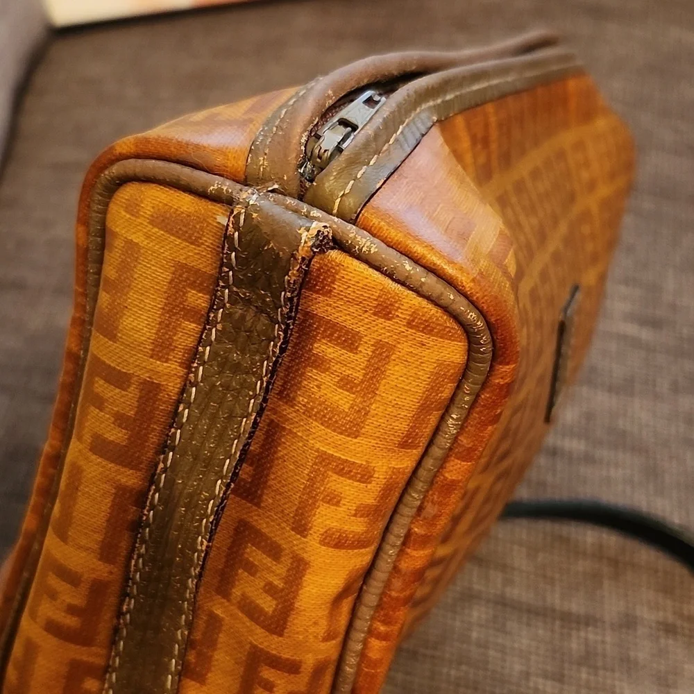 Fendi Zucca Vintage Rare Clutch Pouch W/Leather Trim Strap - Picture 10 of 16